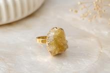 ANILLO ACERO DORADO DRUSA CUARZO CITRINO ANILLO ACERO DORADO DRUSA CUARZO CITRINO