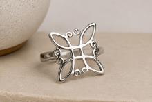 ANILLO ACERO NUDO DE BRUJAS (AJUSTABLE) ANILLO ACERO NUDO DE BRUJAS (AJUSTABLE)