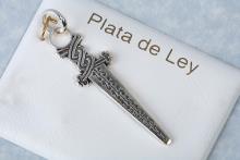 COLGANTE DAGA DE PLATA 4.5 CM. (ESPADA DE SAN MIGUEL) COLGANTE DAGA DE PLATA 4.5 CM. (ESPADA DE SAN MIGUEL)