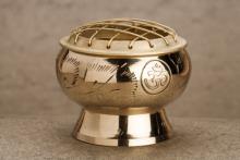 INCENSARIO DORADO SIMBOLO OM 5,5 CMS INCENSARIO DORADO SIMBOLO OM 5,5 CMS